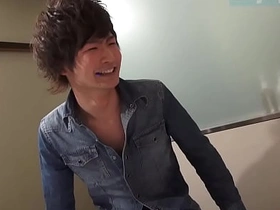 イケメンノンケの彼が女の子を相手に生ハメ！ gay porn asian deep throat