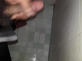 Sục sướng quá rên japan bukkake gay porn