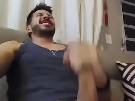 Mestiço (japonês brasileiro) batendo uma! aj chinese gay porn