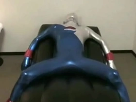 Zentai - Pepsi Man Herético Video Gay Masoquista Japonés. asian gay feet porn