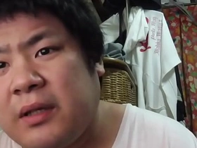 誕生日なのに家族からひどい仕打ちを受けて許せないニート asian gay porn 弟弟