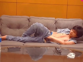 [Hansel Thio Channel] I'm In The Rain With Thunder Back To Hotel After Excursion Part 1 japanese gay sex porn