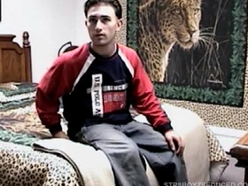 Vinnie Sucks Off Hairy Straight Boy Paulie chinese gay men big dick porn