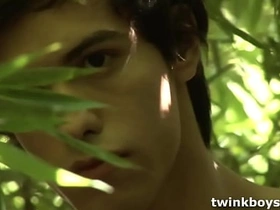 Twinks Anibal and Julian Fuck Outdoors asian humiliation gay porn