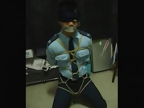 捆绑玩弄警察 gay white fucks chinese porn
